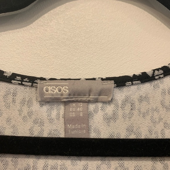 ASOS Black White Floral Print Knit Stretch Pullover Faux Wrap Dress Size 8 - Picture 2 of 4